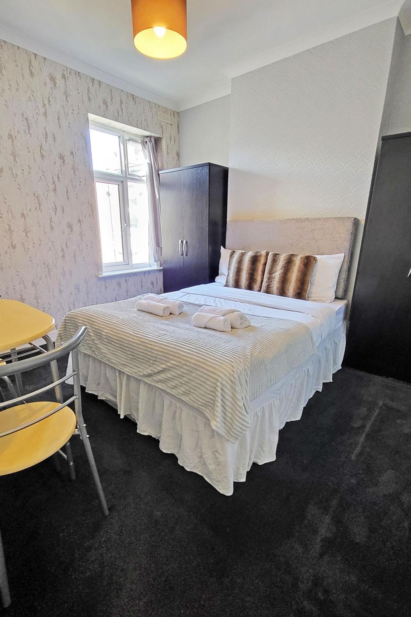 Spacious Room Londra Esterno foto